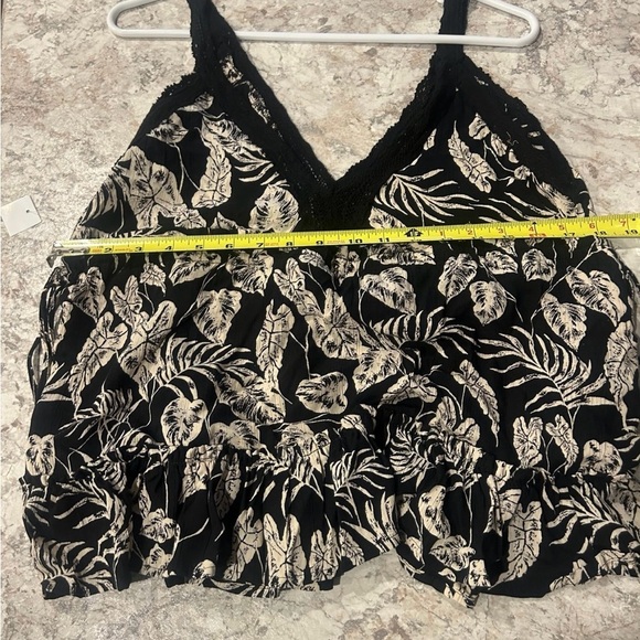 Angie tropical tank top Medium - Picture 6 of 11